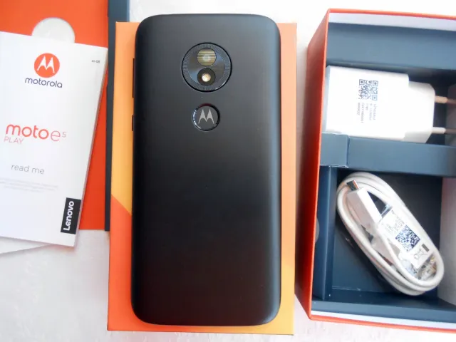 Motorola E5 Play
