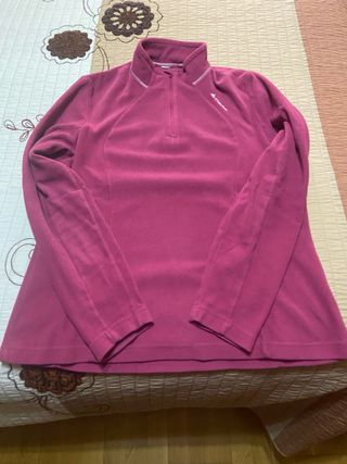 Sudadera tipo forro polar ,Quechua ,Rosa