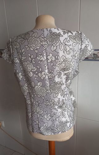 Blusa fiesta floral T.48