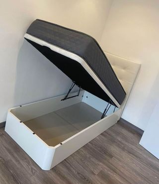 Canapé canapé canapé