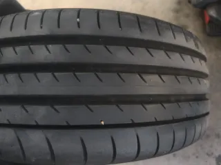 Neumáticos de coche