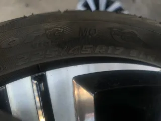 Neumáticos de coche