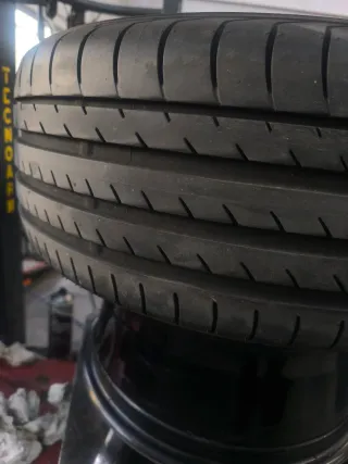 Neumáticos de coche