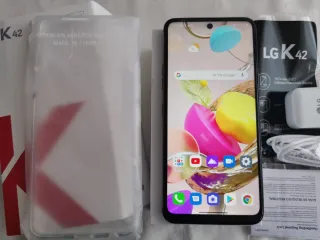 LG K42 - 64GB e 4 fotocamere