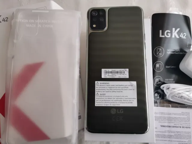 LG K42 - 64GB y 4 cámaras