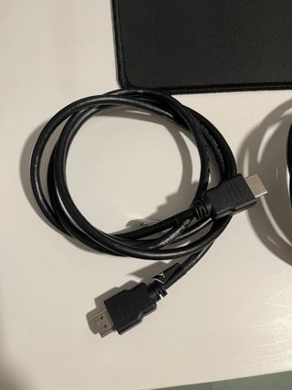 Cables HDMI y Switch GANA