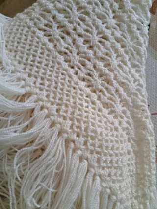 Scialle grande uncinetto bianco