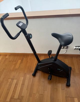 Bicicleta Estática Decathlon Essential 03