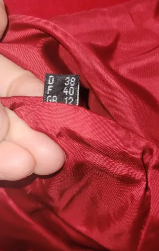 Abrigo alemán lana talla 38 rojo