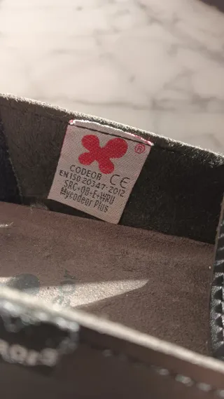 Scarpe da lavoro nere da donna