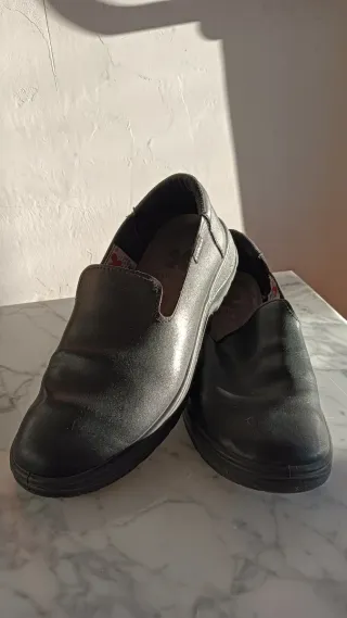 Scarpe da lavoro nere da donna