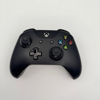 Xbox One X con 4 giochi e scatola Completa