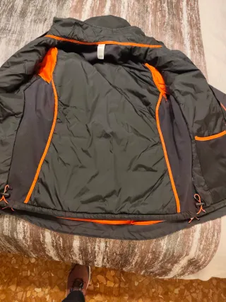 Chaqueta Quechua Negra y naranja Caballero