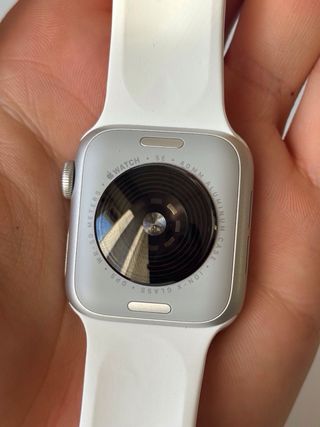 Apple Watch SE 2ª gen 40mm GPS Bianco