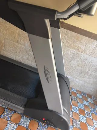 Cinta de correr BH Mercury Max