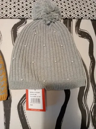 Gorro y tubular tejido