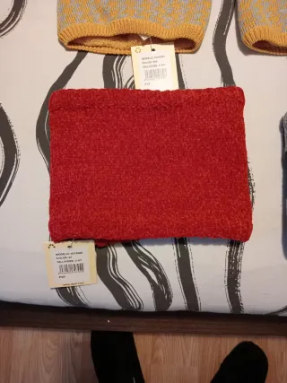 Gorro y tubular tejido