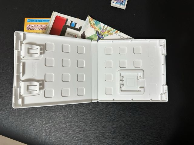 Pokémon Y Nintendo 3DS Juego y Manual