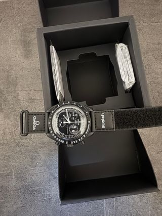 Omega x Swatch Speedmaster Mission to Moonphase