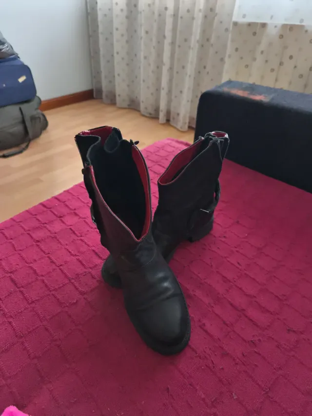 Botas Buffalo cortas de piel mujer