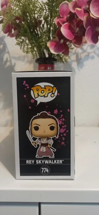 Funko Pop! Star Wars Rey Skywalker #774