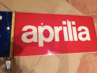 Cartel Aprilia Servicio Oficial Metraquilato