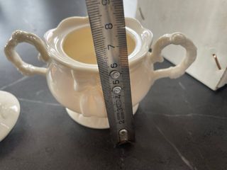 Zuccheriera piccola con rosa