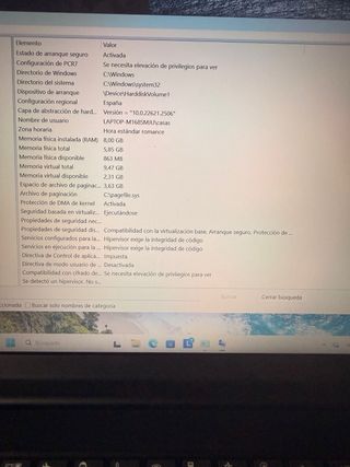 Portátil Lenovo Negro. WINDOWS 11