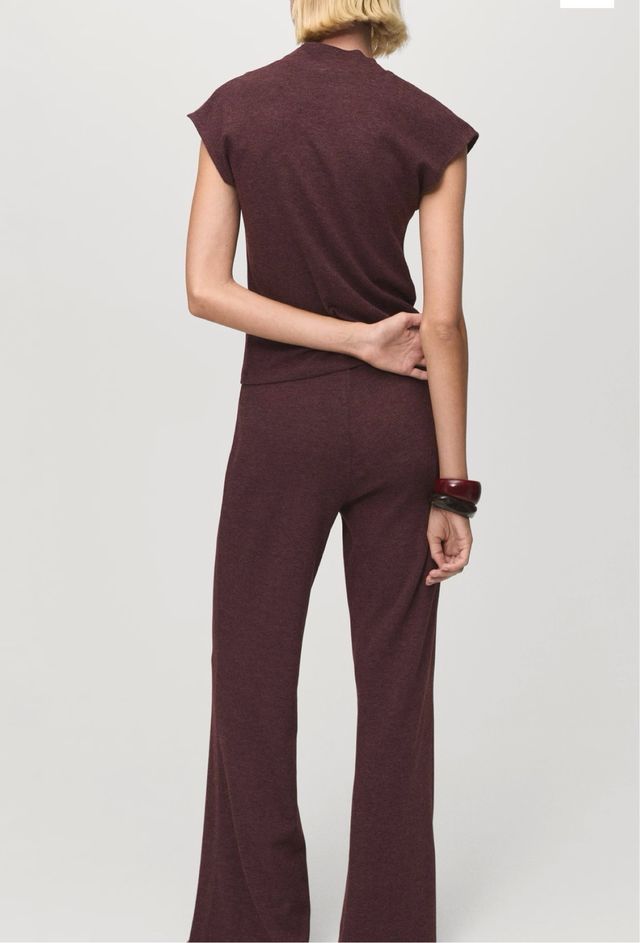 Nuovo set Mango: blusa e pantalone