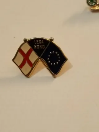 Spille Lega Nord - Bandiera Lombarda e Leone