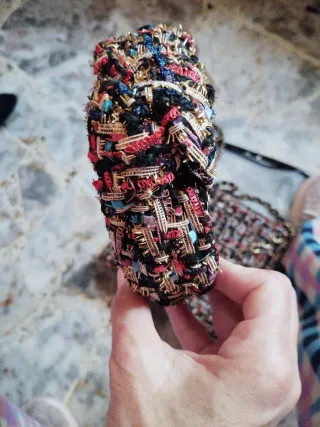 Bolso tweed Chanel multicolor con cadena