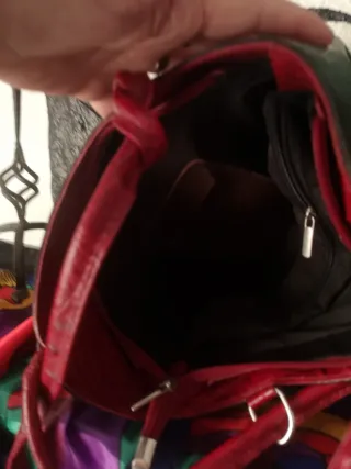 Bolso Piel Cocodrilo Negro y Rojo