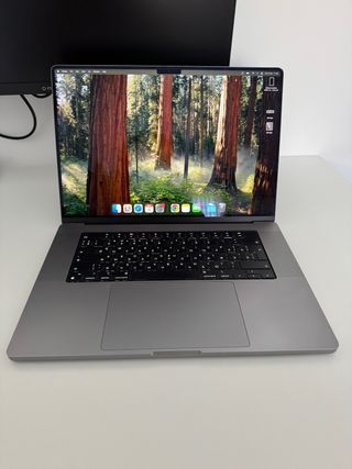 MacBook Pro 16” M1 Pro 16GB RAM