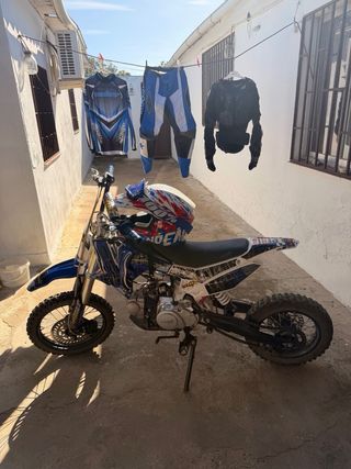 Pit Bike 125cc Moto Azul y Blanca