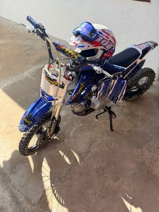 Pit Bike 125cc Moto Azul y Blanca