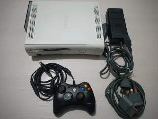 Xbox 360 - 120 GB