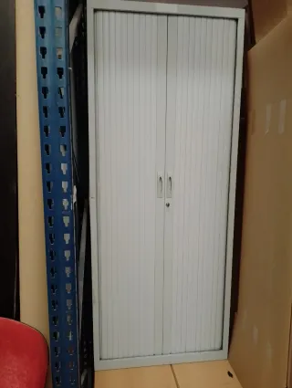 Armario Metálico con Puertas Correderas