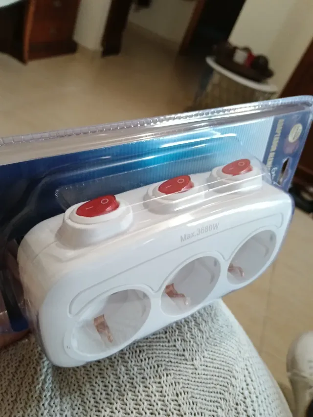 Regleta  Enchufe Europeo  3 Tomas Con Interruptor