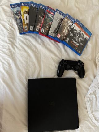 PS4 (PlayStation 4) Negra 500GB + 8 juegos