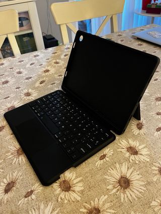 Samsung Galaxy Tab A9+ 128GB + Teclado y cargador