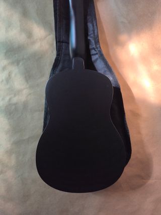 Ukelele Soprano con funda y accesorios - Madera