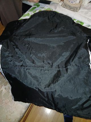 Chubasquero Negro/Rojo Talla 3XL