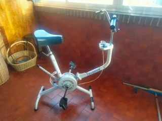 Bicicleta statica Cyclostatic