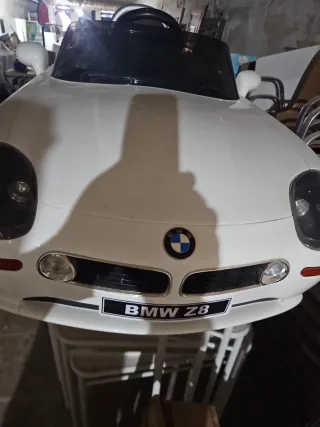 Coche BMW Z8 infantil blanco
