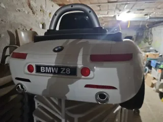 Coche BMW Z8 infantil blanco