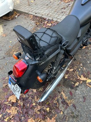 Moto 125cc UM Renegade Commando