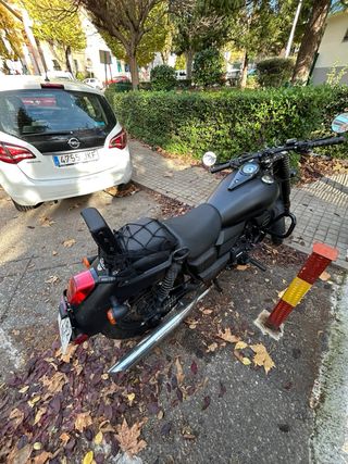 Moto 125cc UM Renegade Commando