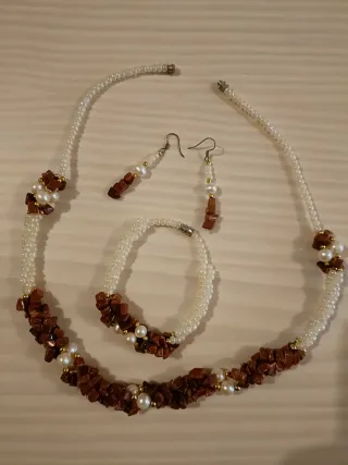 Conjunto Goldstone: Collar, Pulsera y Pendientes