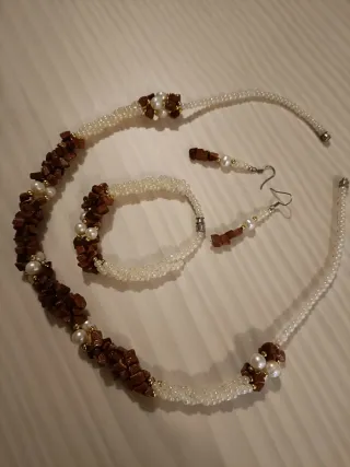 Conjunto Goldstone: Collar, Pulsera y Pendientes
