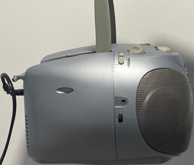 Radio CD y Cassette Plata